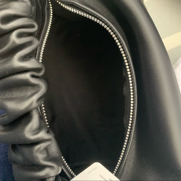 Alexander Wang - Leather Ruched Handle Bag - Picture 9 of 9